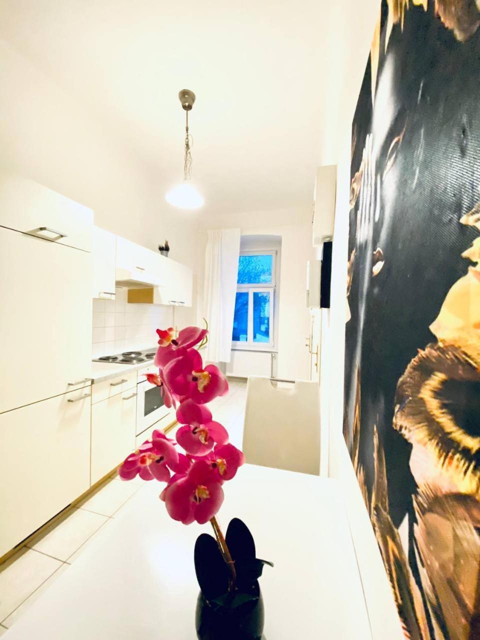 Family Apartment Th8 8 Wina Bagian luar foto