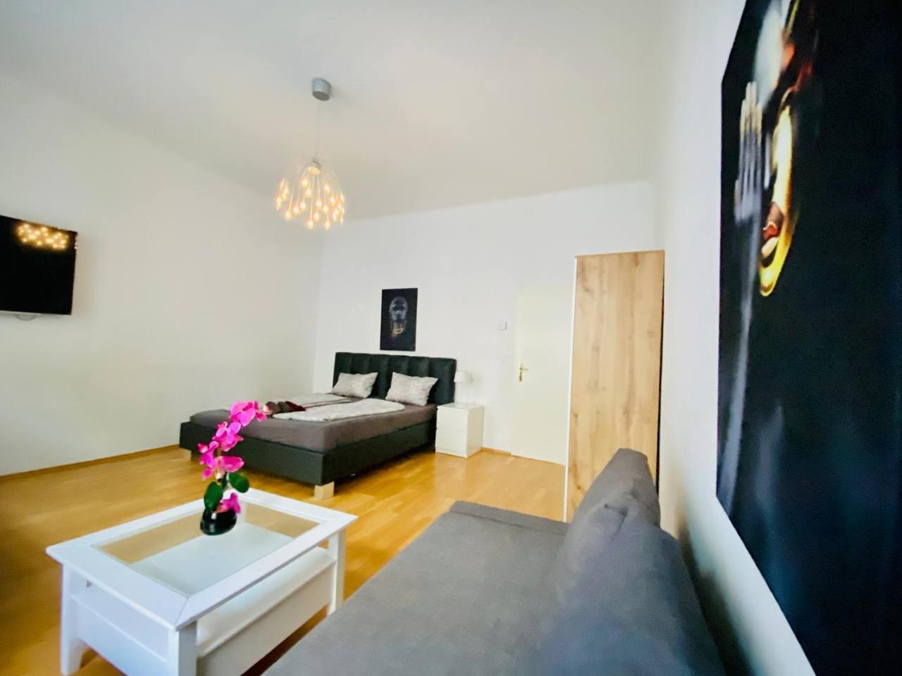 Family Apartment Th8 8 Wina Bagian luar foto