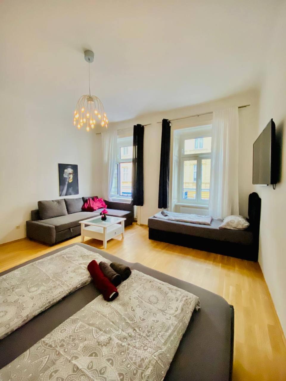 Family Apartment Th8 8 Wina Bagian luar foto