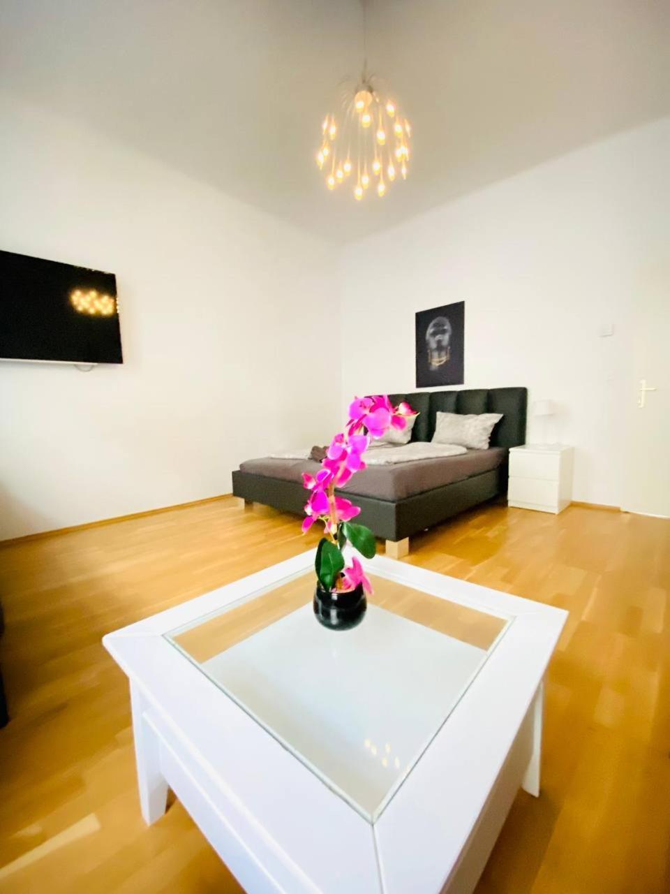 Family Apartment Th8 8 Wina Bagian luar foto